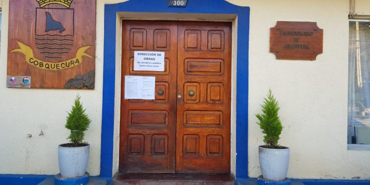 Brote de Covid-19 afectó a cinco funcionarios de la Municipalidad de Cobquecura