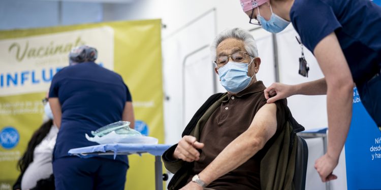 Se inicia campaña de vacunación contra la Influenza en Ñuble