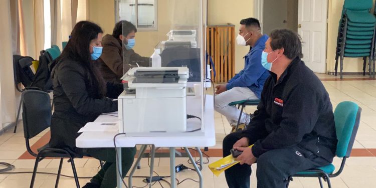 Vecinos de Oscar Bonilla y Jardines de Ñuble podrán consultar sobre bonos y beneficios estatales