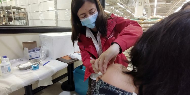 Ñuble llega a 83,2% de cobertura en vacunación contra el Covid-19
