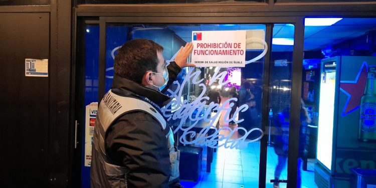Prohíben funcionamiento de resto-bar por incumplir medidas sanitarias Covid-19