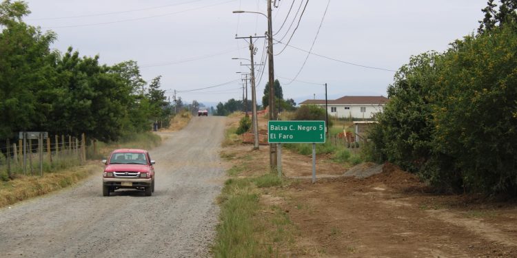 Asfaltarán camino Santa Clara-La Balsa en Bulnes
