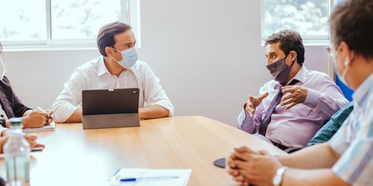 Buscan retener talentos académicos de Ñuble