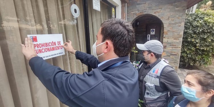 Prohíben funcionamiento de restaurante «Ficus» en Chillán