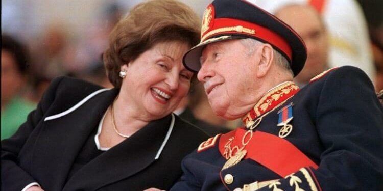 A los 99 años falleció Lucía Hiriart de Pinochet