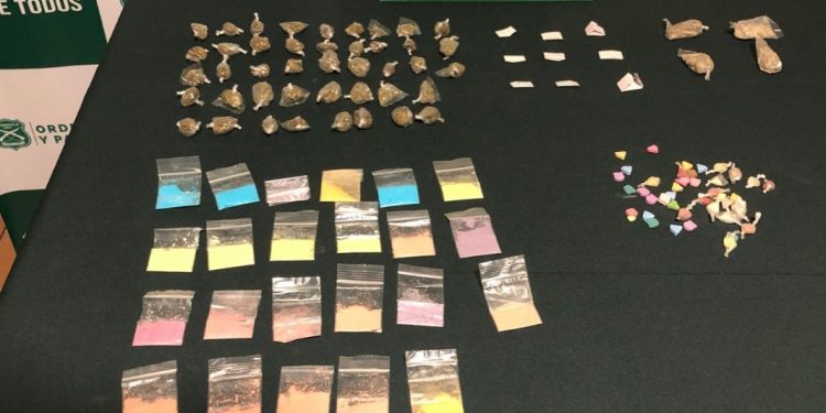 Detienen a mujer que mantenía diversas drogas en su domicilio en Chillán
