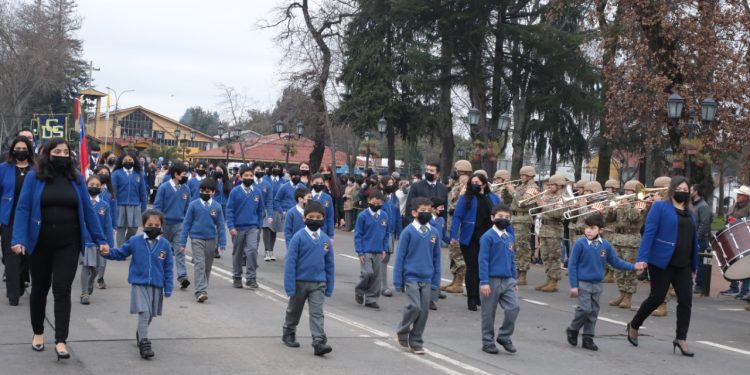 Desfile cívico militar vivió la comunidad de Chillán Viejo