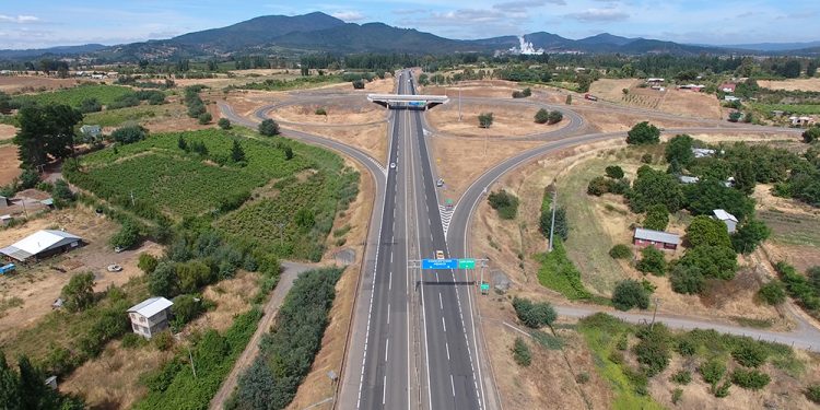 Anuncian rebaja en el peaje más caro de Chile