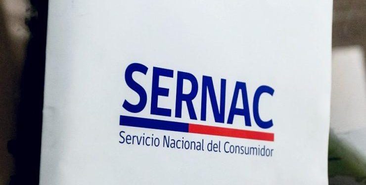 Sernac denunció a 13 supermercados y tiendas de retail por pedir indebidamente boletas a la salida de los locales