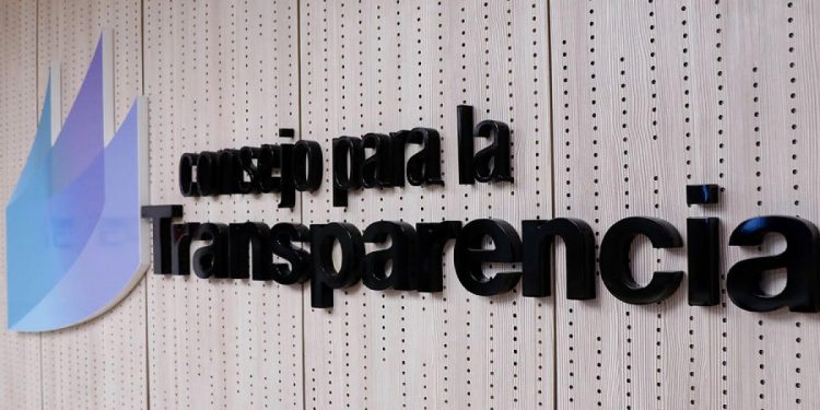 Consejo para la Transparencia da 10 días a Ministerio de Salud para entregar datos de listas de espera y cirugías en sector público