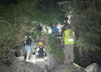 San Fabián: Rescatan a senderistas extraviados en cerro El Padre