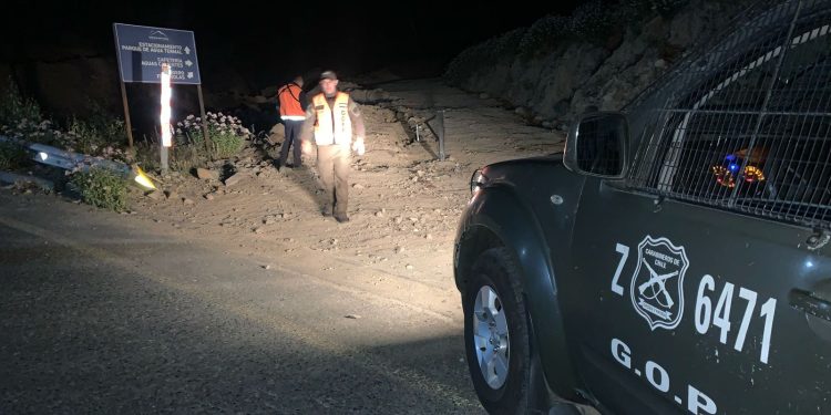 Con drones y equipo especializado buscan a joven extraviado en Las Trancas