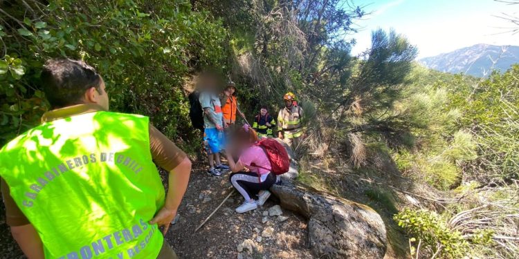 Rescatan a pareja extraviada en Laguna de la Plata en la cordillera de Ñuble