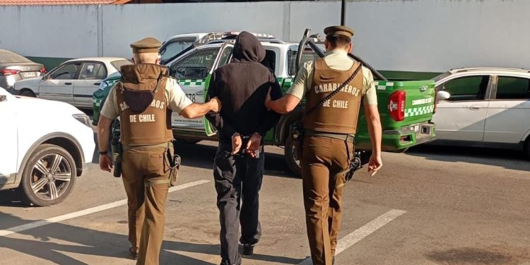 Coihueco: Detienen a sujeto que hirió a otro con arma blanca en la vía pública