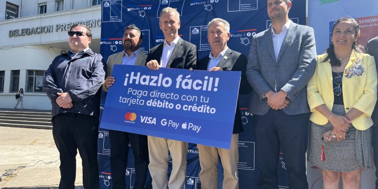 Chillán es la primera ciudad de Chile en habilitar pago de pasajes de micro con tarjetas bancarias
