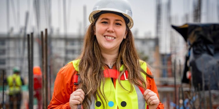 Invitan a participar en el “Premio Mujer Construye 2025”