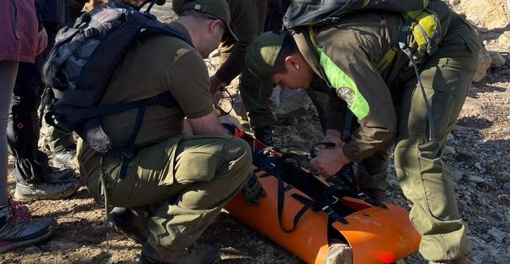 Insumos adecuados y registro: Carabineros reiteran medidas de seguridad para turistas que acceden a la cordillera por Las Trancas