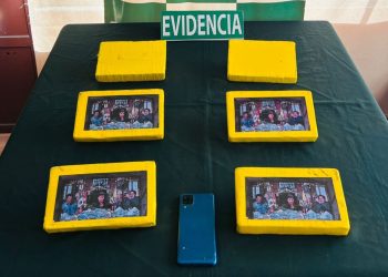 Falleci&oacute; conductor: Encuentran m&aacute;s de 6 kilos de coca&iacute;na en auto que choc&oacute;