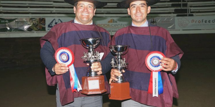 Dos colleras de &Ntilde;uble avanzaron en el Clasificatorio Zona Sur de Rodeo Chileno