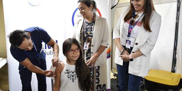 Inicia Campa&ntilde;a de Vacunaci&oacute;n con poblaci&oacute;n objetivo de 306 mil personas en &Ntilde;uble