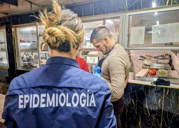 Proh&iacute;ben funcionamiento a restaurante &laquo;La Ramona&raquo; tras brote por salmonella