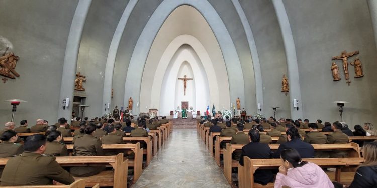 Recuerdan a General Bernales y su comitiva en emotiva misa conmemorativa en Ñuble