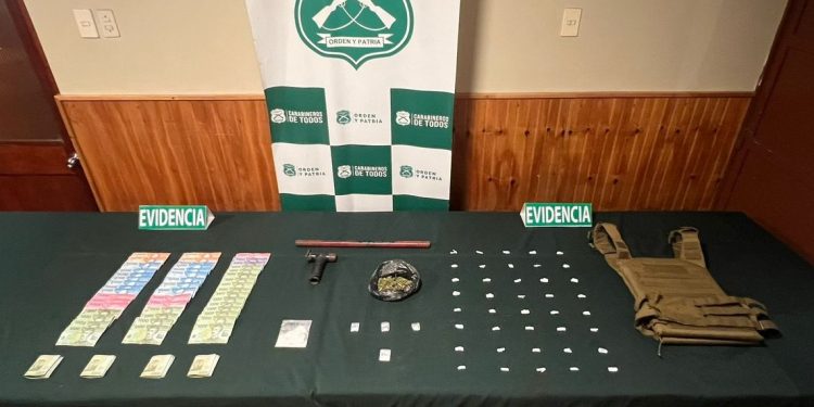 Detienen a 5 sujetos e incautan arma de fuego en Coihueco